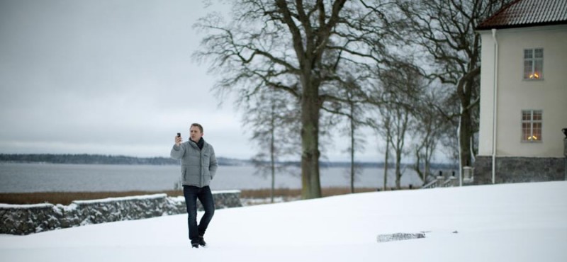 Daniel Craig Cerca Di Trovare Segnale Per Il Suo Telefono In The Girl With The Dragon Tattoo 212097