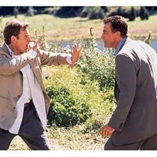 Kevin Kline e Tom Selleck in In & Out