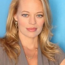 Jeri Ryan in una foto promozionale della stagione 2 di Body of Proof