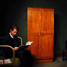 Una sequenza cel drammatico Singolarità di una ragazza bionda (2009)