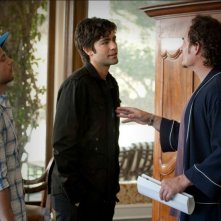Adrian Grenier, Jerry Ferrara e Kim Coates in una scena dell'episodio One Last Shot dell'ottava stagione di Entourage