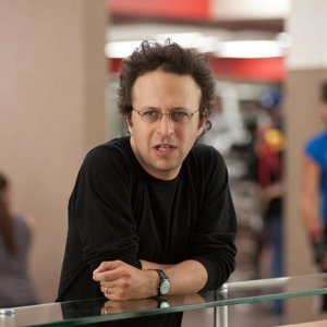 Jake Kasdan in una scena della commedia Bad Teacher.