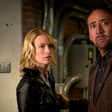 Nicolas Cage con January Jones in Solo per vendetta (2011)