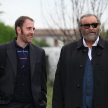 Abatantuono accanto a Mastandrea in Cose dell'altro mondo di Francesco Patierno