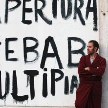 Cose dell'altro mondo: Valerio Mastandrea in una sequenza del film di Francesco Patierno