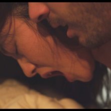 Love and Bruises: Tahar Rahim e Corinne Yam in una sensuale scena del film