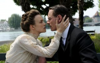 Keira Knightley con Michael Fassbender in A Dangerous Method
