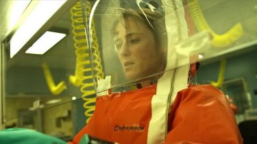 Contagion di Steven Soderbergh: Jennifer Ehle in una immagine del film