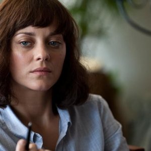 Contagion: Marion Cotillard in una scena del film