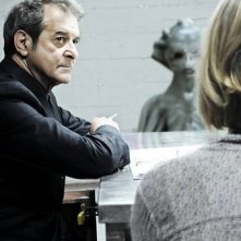 Ennio Fantastichini e Francesca Cuttica (di spalle) in L'arrivo di Wang