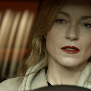 Stefania Rocca nel film The Invader, del 2011