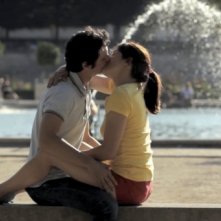 Valérie Donzelli con Jérémie Elkaïm in una sequenza de La guerre est déclarée