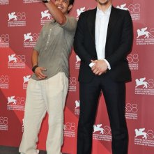 James Franco a Venezia 2011 con Val Lauren, interprete di Sal Mineo nella pellicola dedicata all'attore scomparso nel '76