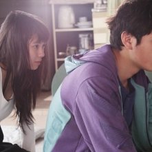 i protagonisti Shôta Sometani e Fumi Nikaido in una scena di Himizu di Sion Sono