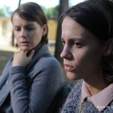 Andrea Osvárt e Chiara Martegiani in Maternity Blues