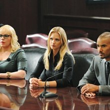 Criminal Minds: Kirsten Vangsness, A.J. Cook e Shemar Moore nell'episodio It Takes A Village
