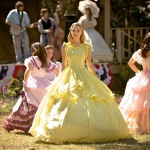 Jaime King nel pilot della serie Hart of Dixie