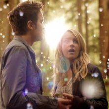 The Secret Circle: Thomas Dekker e Brittany Robertson nel pilot della serie