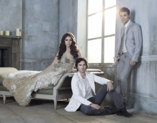 The Vampire Diaries: una foto promozionale del cast per la stagione 3