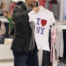 Suburgatory: Jeremy Sisto in una scena del pilot della serie