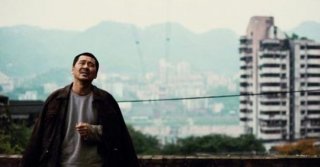 Una scena di people Mountain, People Sea