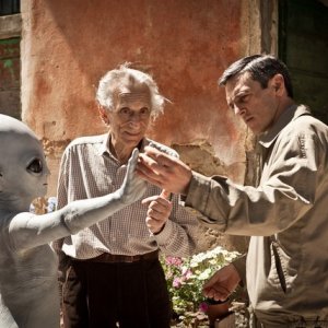 L'ultimo terrestre: Roberto Herlitzka, Gabriele Spinelli e un alieno