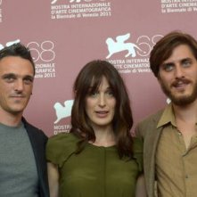 Luca Marinelli con Anna Bellato e Gabriele Spinelli a Venezia 2011 con L'ultimo Terrestre