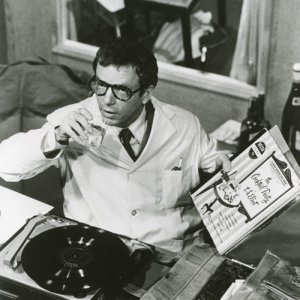 Spalding Gray nel documentario And Everything Is Going Fine