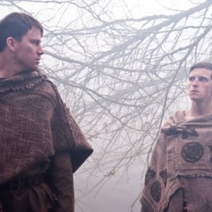 The Eagle: Channing Tatum con Jamie Bell in una scena