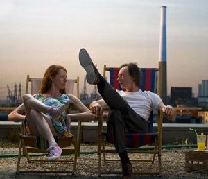 Dominique Abel e Fiona Gordon (al centro) nella strampalata commedia La Fee