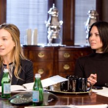 Sarah Jessica Parker con Olivia Munn in Ma come fa a far tutto?