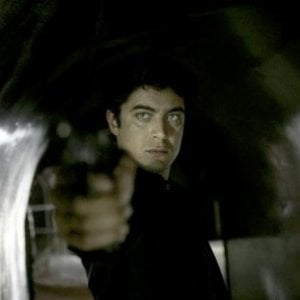 Riccardo Scamarcio è Angelo Caronia ne Il segreto dell'acqua