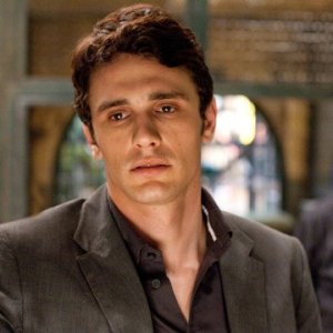 James Franco ne L'alba del pianeta delle scimmie: un primo piano dell'attore