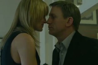 Trailer 2 - The Girl with the Dragon Tattoo