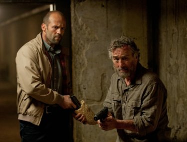 Robert De NIro e Jason Statham nell'action Killer Elite, del 2011