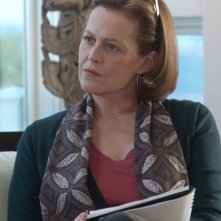 Sigourney Weaver nel film Abduction - riprenditi la tua vita