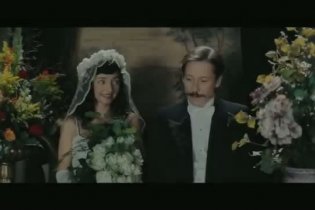 Trailer - Poulet aux prunes