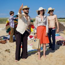Vincent Lacoste in Le Skylab con Denis Ménochet e Valérie Bonneton