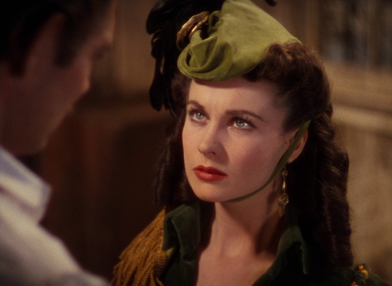 Vivien Leigh in una sequenza del film Via col vento (1939)