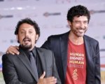 Enrico Brignano e Alessandro Gassman: due uomini e una Jaguar