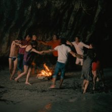 Oltre il Mare: i protagonisti attorno ad un falò