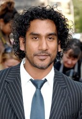 Naveen Andrews in una foto