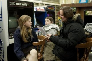 Chloe Moretz, Kodi Smit-McPhee e il regista Matt Reeves sul set del film Let Me In