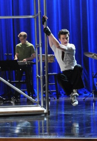 Chris Colfer in una scena dell'episodio di Glee 'I Am Unicorn'