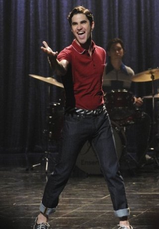 Darren Criss in una scena dell'episodio di Glee 'I Am Unicorn'