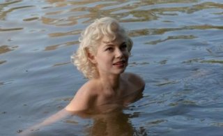 Michelle Williams fa il bagno in My Week With Marilyn