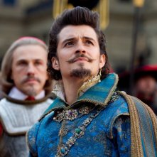 Christoph Waltz e Orlando Bloom in una scena de I tre moschettieri in 3D