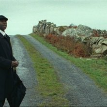 Don Cheadle in una scena di Un poliziotto da happy hour