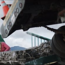 Emma Bell protagonista di una rocambolesca scena di Final Destination 5: