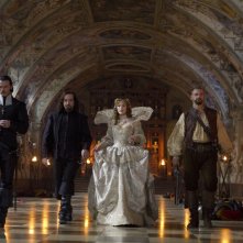 Luke Evans, Matthew Macfadyen, Milla Jovovich e Ray Stevenson in una scena de I tre moschettieri in 3D
